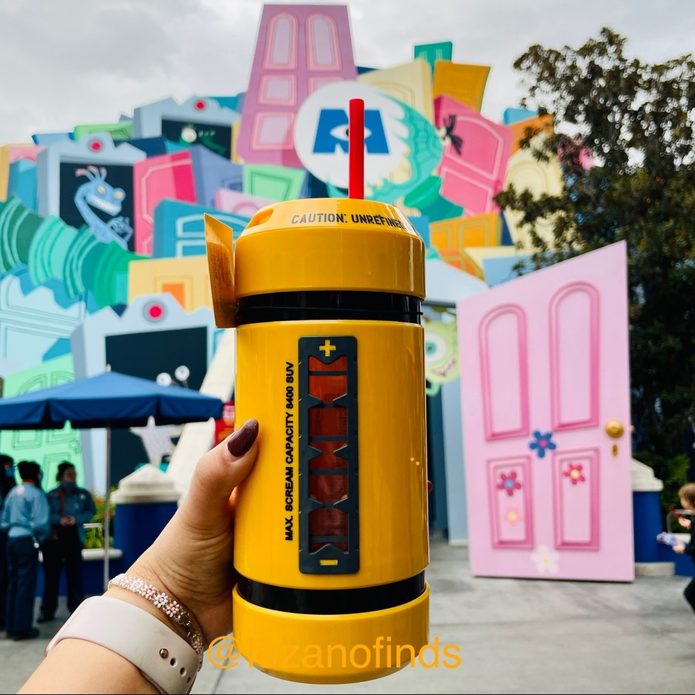 Monsters inc scream cup - disney parks exclusive